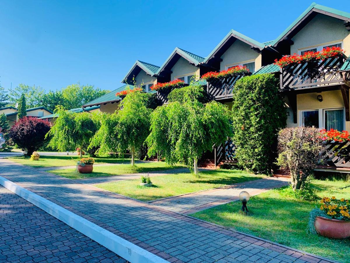 Roza Wiatrow Hotel Wladyslawowo Ngoại thất bức ảnh