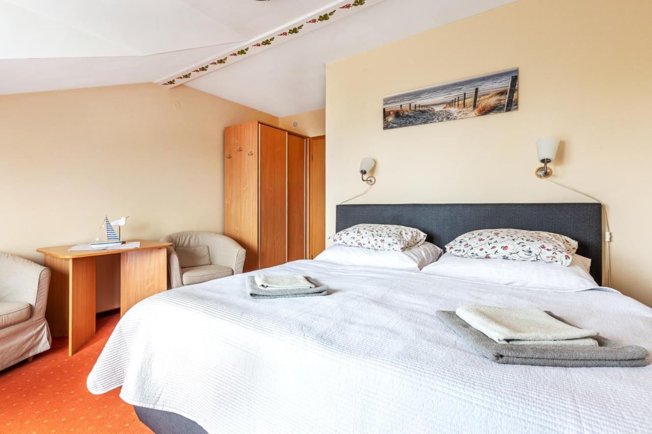 Roza Wiatrow Hotel Wladyslawowo Ngoại thất bức ảnh