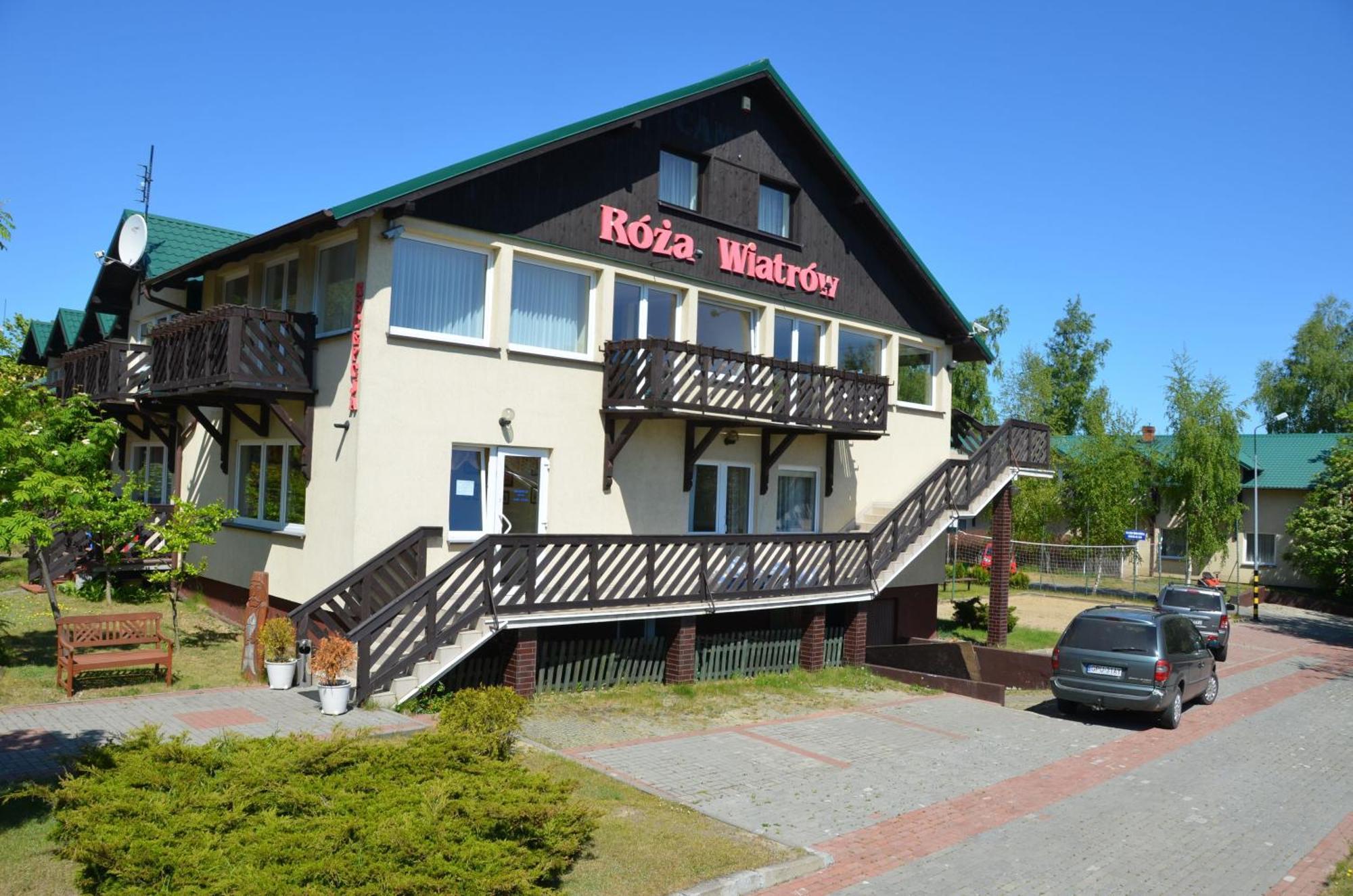 Roza Wiatrow Hotel Wladyslawowo Ngoại thất bức ảnh